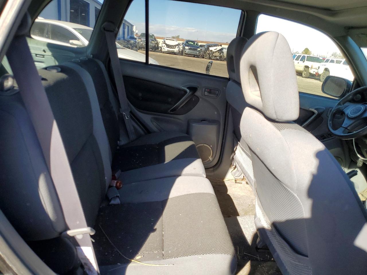 2003 TOYOTA RAV4 photo 10