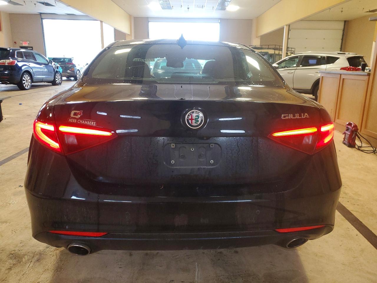 2018 ALFA ROMEO GIULIA TI Q4 photo 11