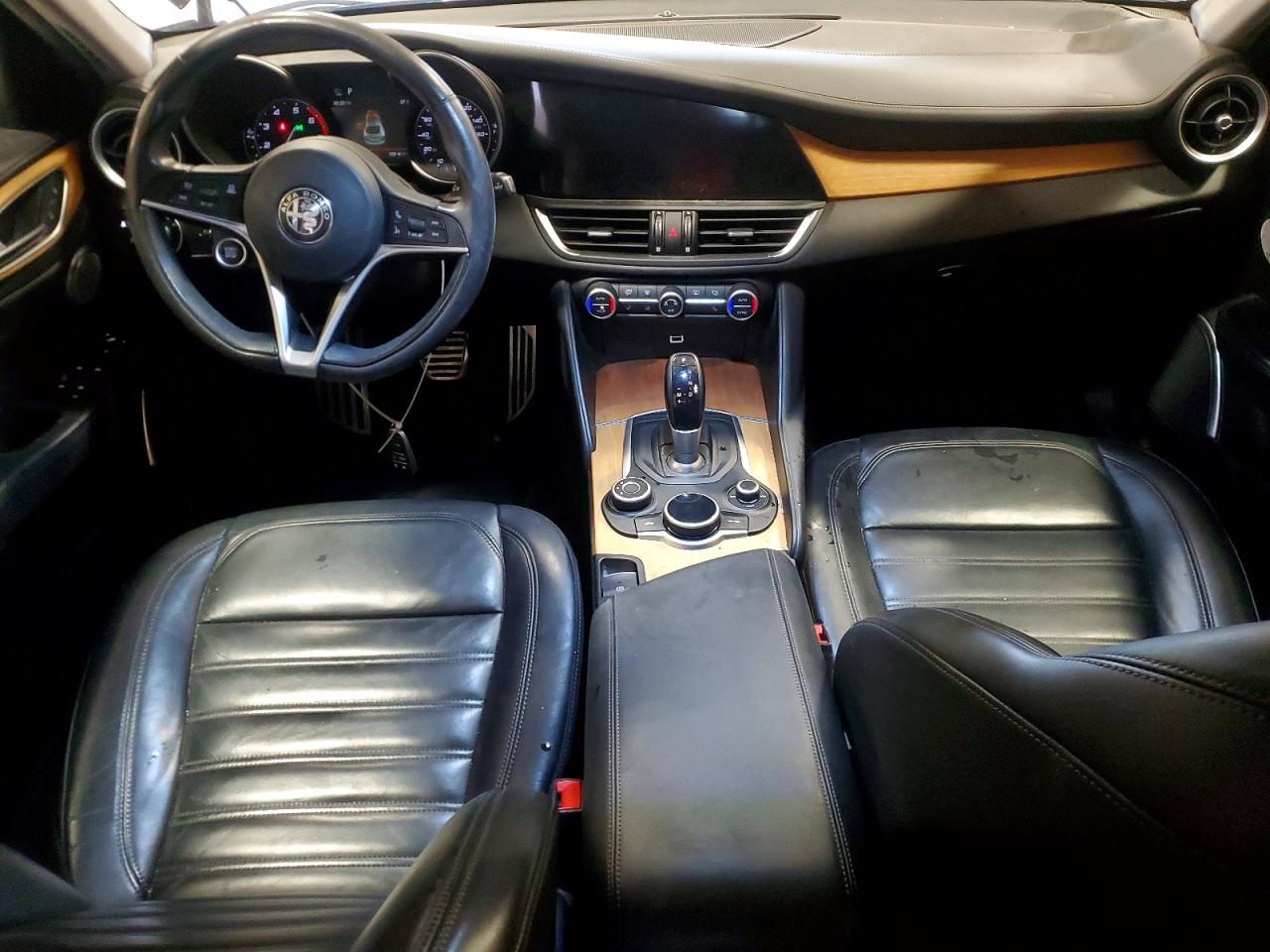 2018 ALFA ROMEO GIULIA TI Q4 photo 15