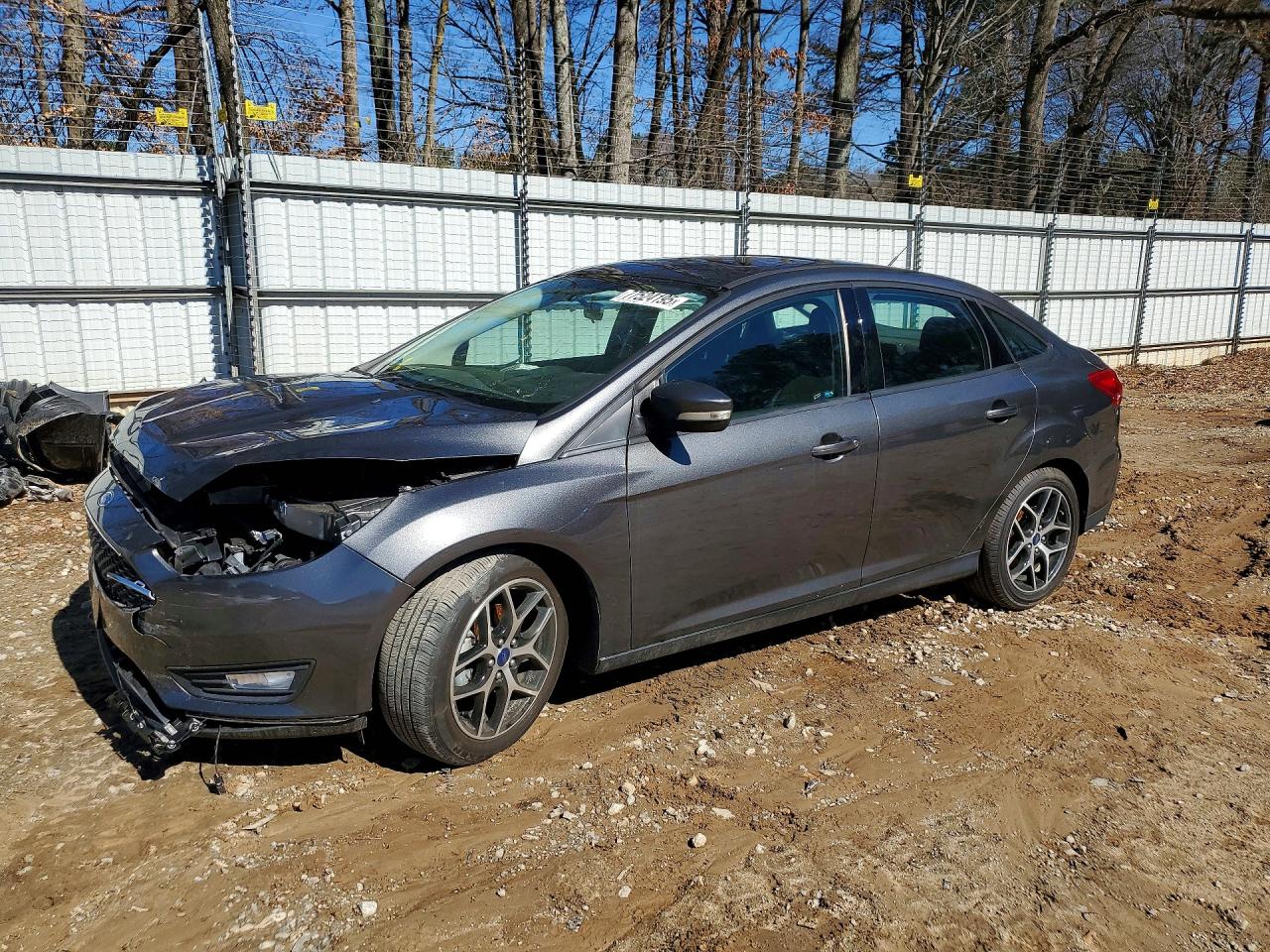 2017 FORD FOCUS