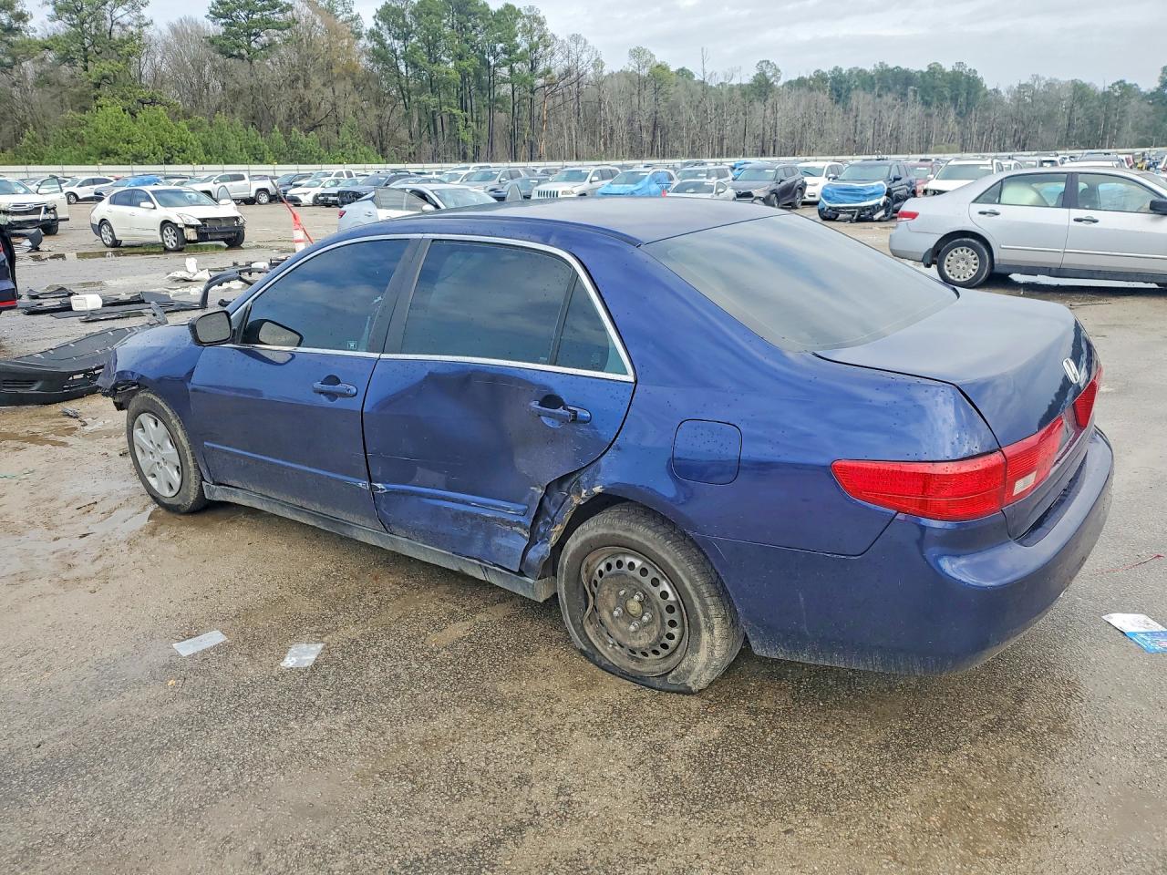 2003 HONDA ACCORD LX photo 3