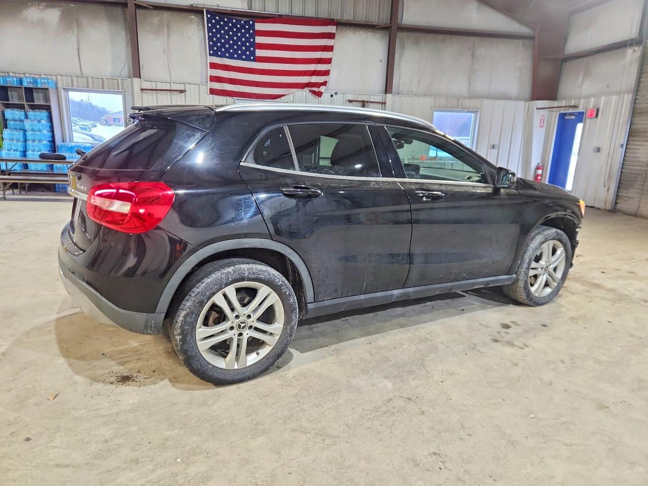 2019 MERCEDES-BENZ GLA 250 4MATIC photo 3