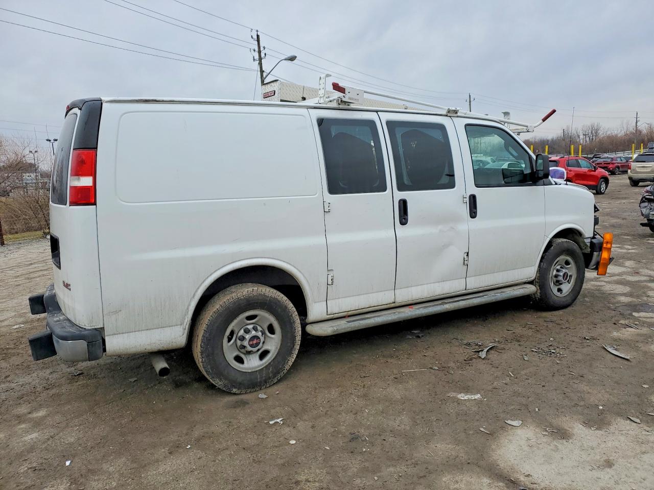 2017 GMC SAVANA 2500 CARGO UTILITY / SERVICE VAN photo 3