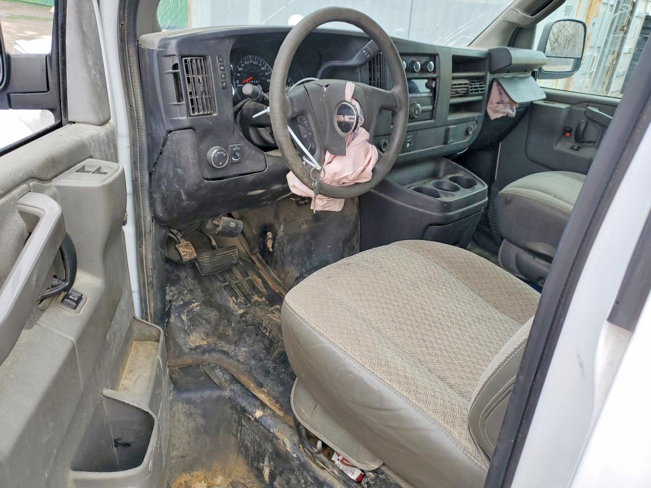 2017 GMC SAVANA 2500 CARGO UTILITY / SERVICE VAN photo 8