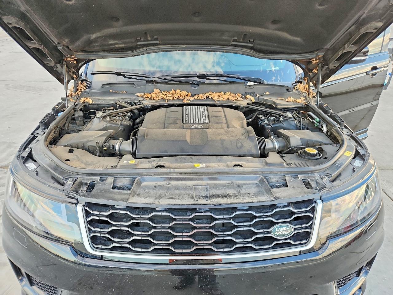 2018 LAND ROVER RANGE ROVER SPORT HSE photo 11