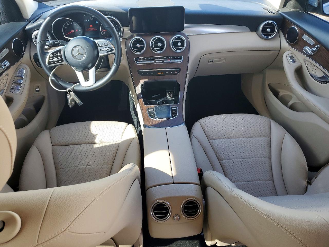 2020 MERCEDES-BENZ GLC 300 photo 22