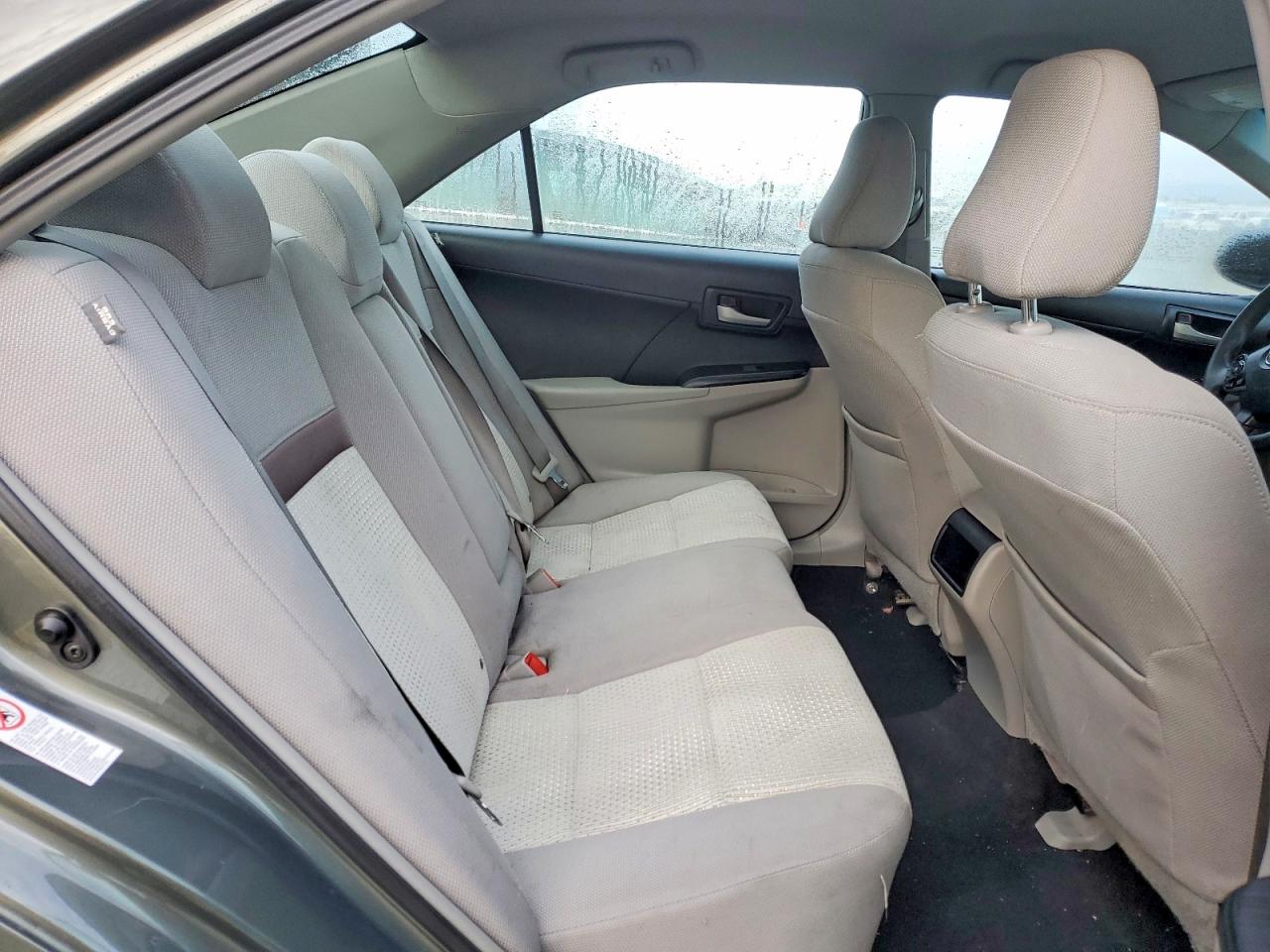 2014 TOYOTA CAMRY L photo 19