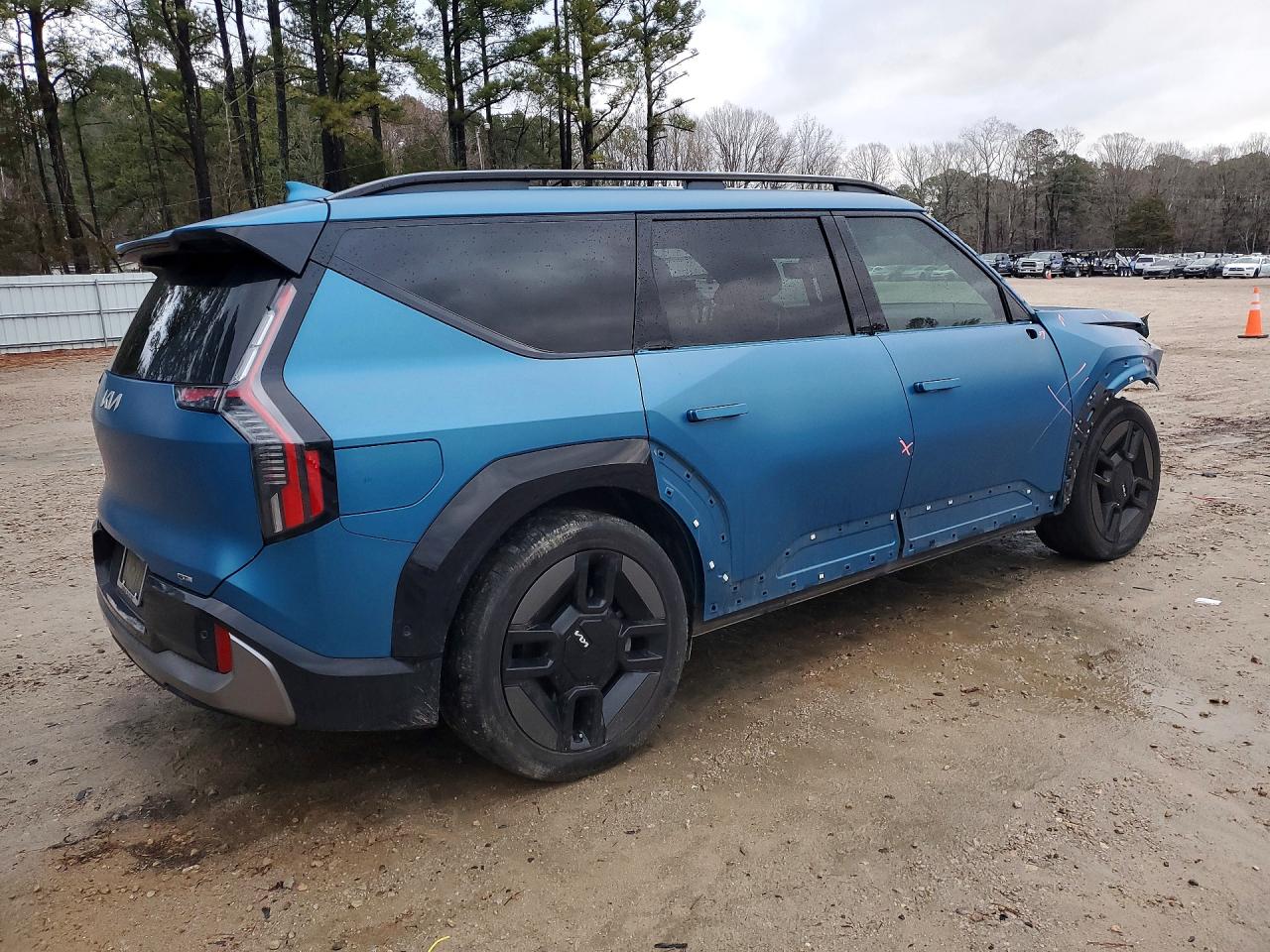 2024 KIA EV9 GT-LINE photo 3