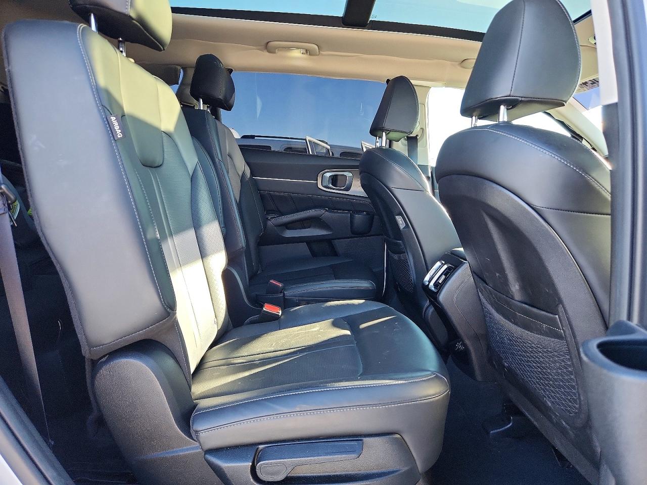2024 KIA SORENTO SX photo 11