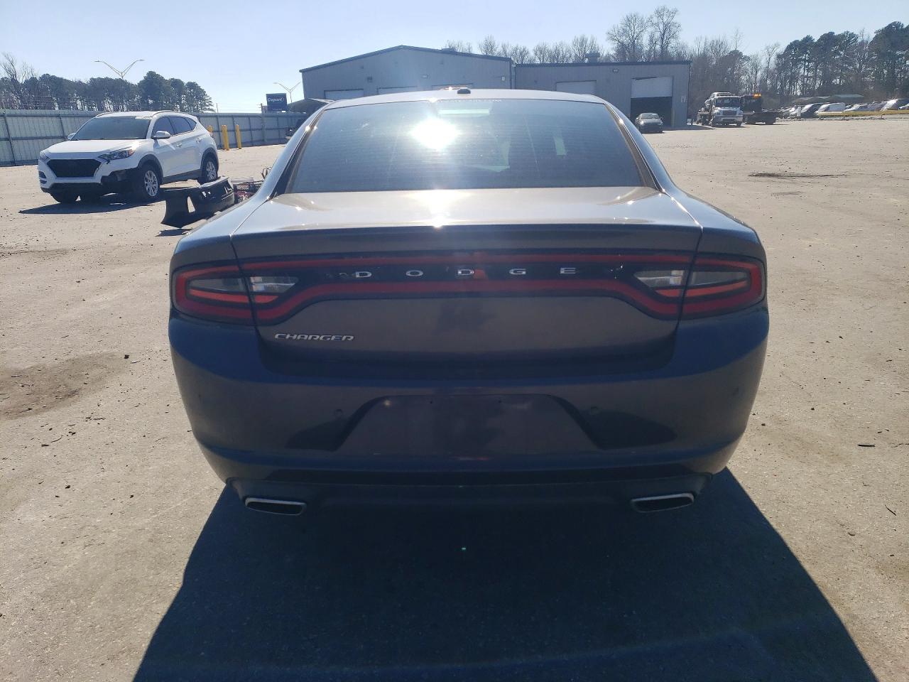 2015 DODGE CHARGER SE photo 16