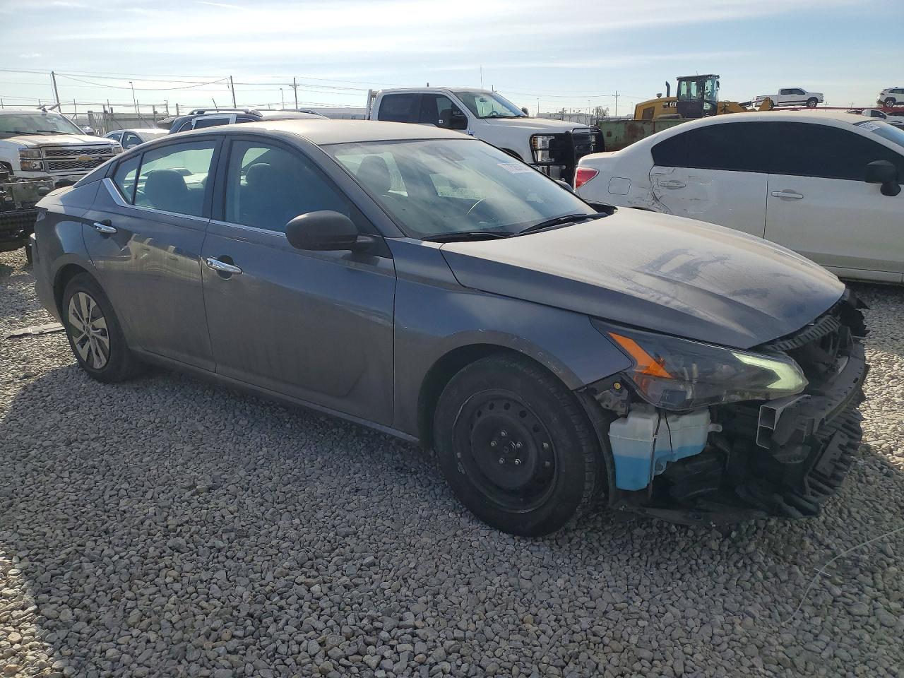 2024 NISSAN ALTIMA S photo 7