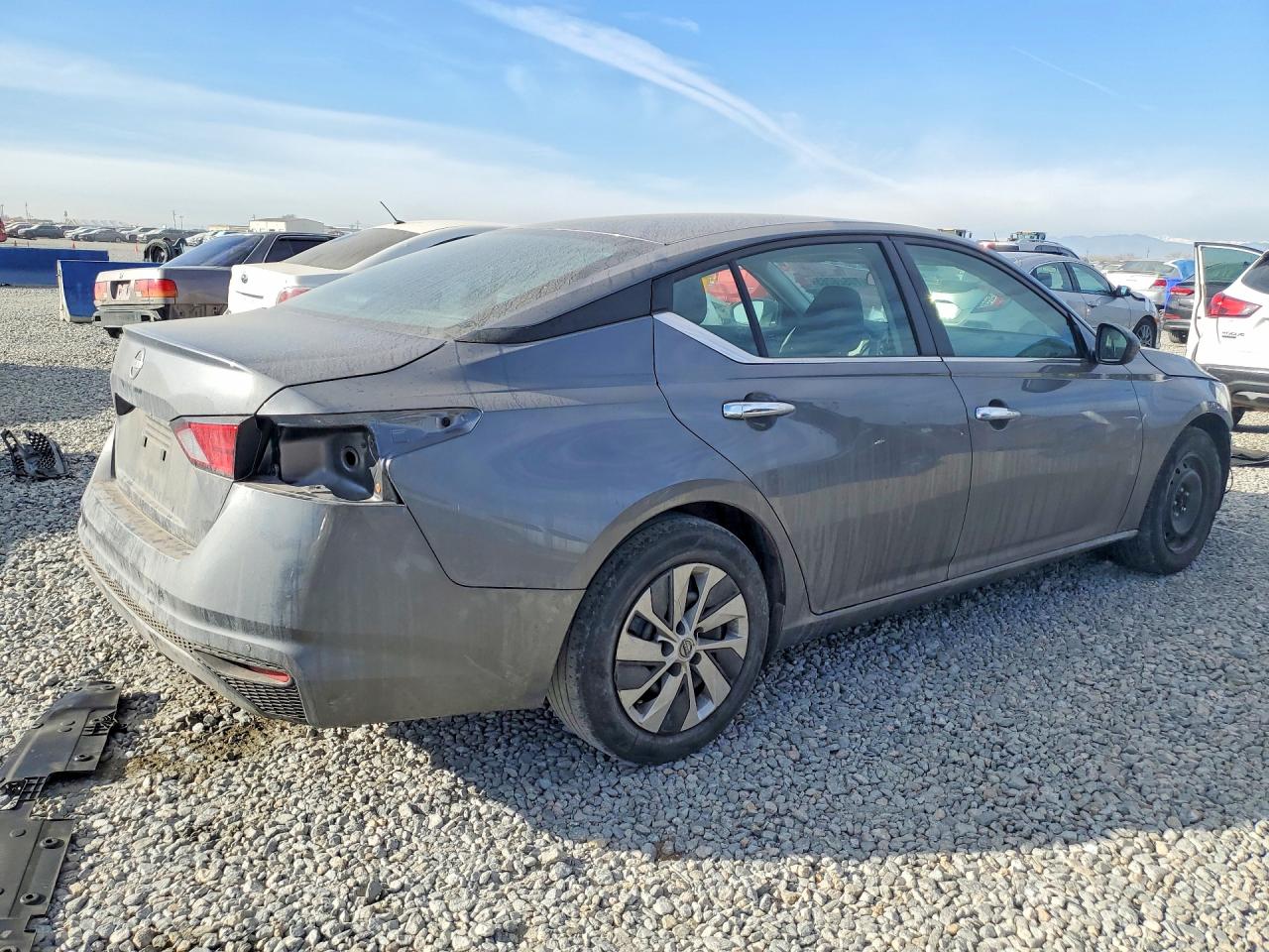2024 NISSAN ALTIMA S photo 5