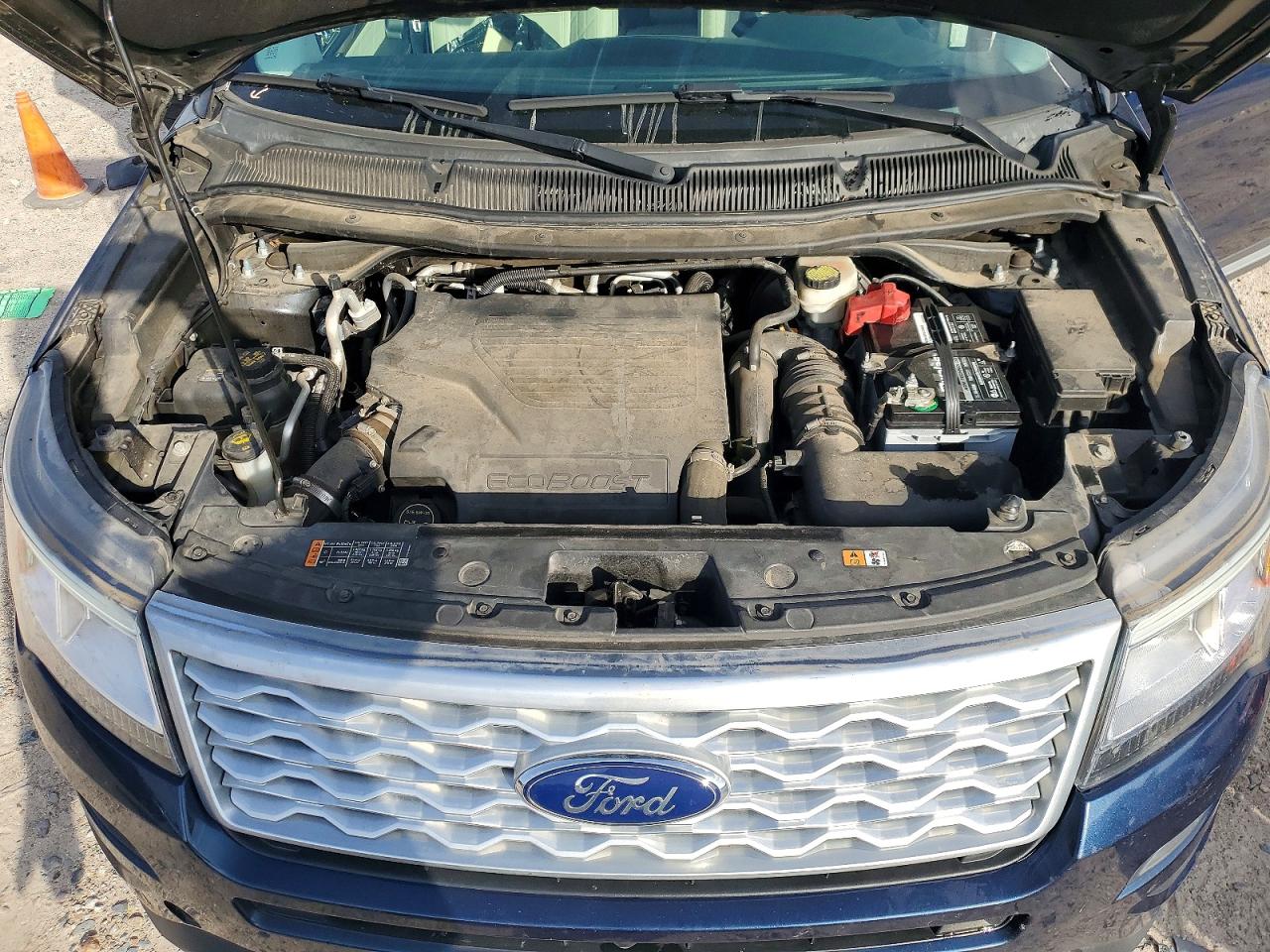 2017 FORD EXPLORER PLATINUM photo 34