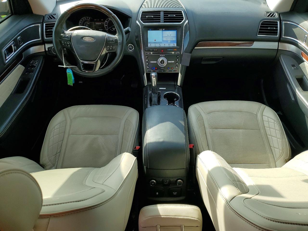 2017 FORD EXPLORER PLATINUM photo 22