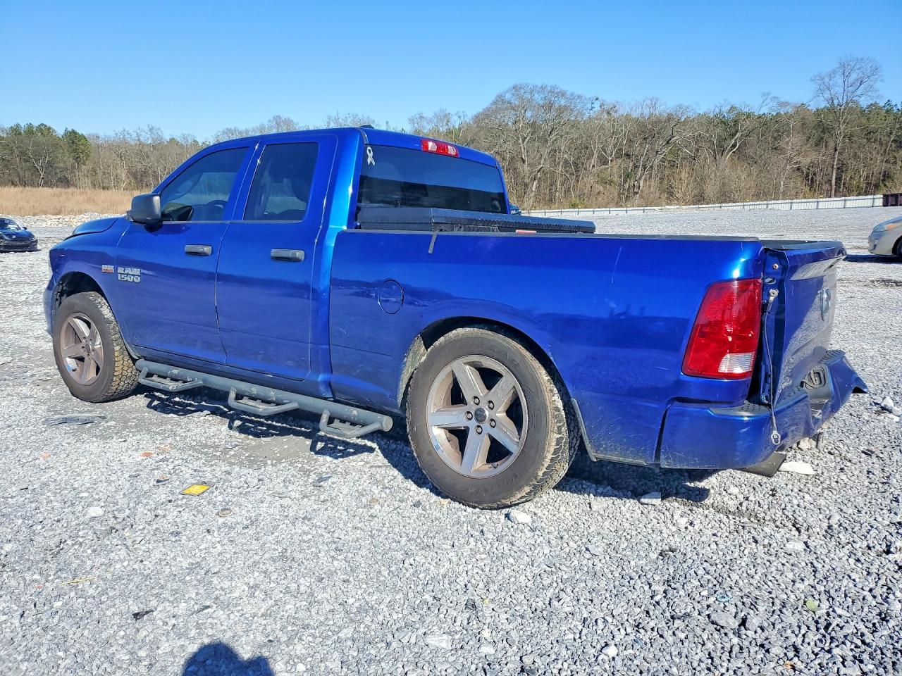 2017 RAM 1500 ST photo 4