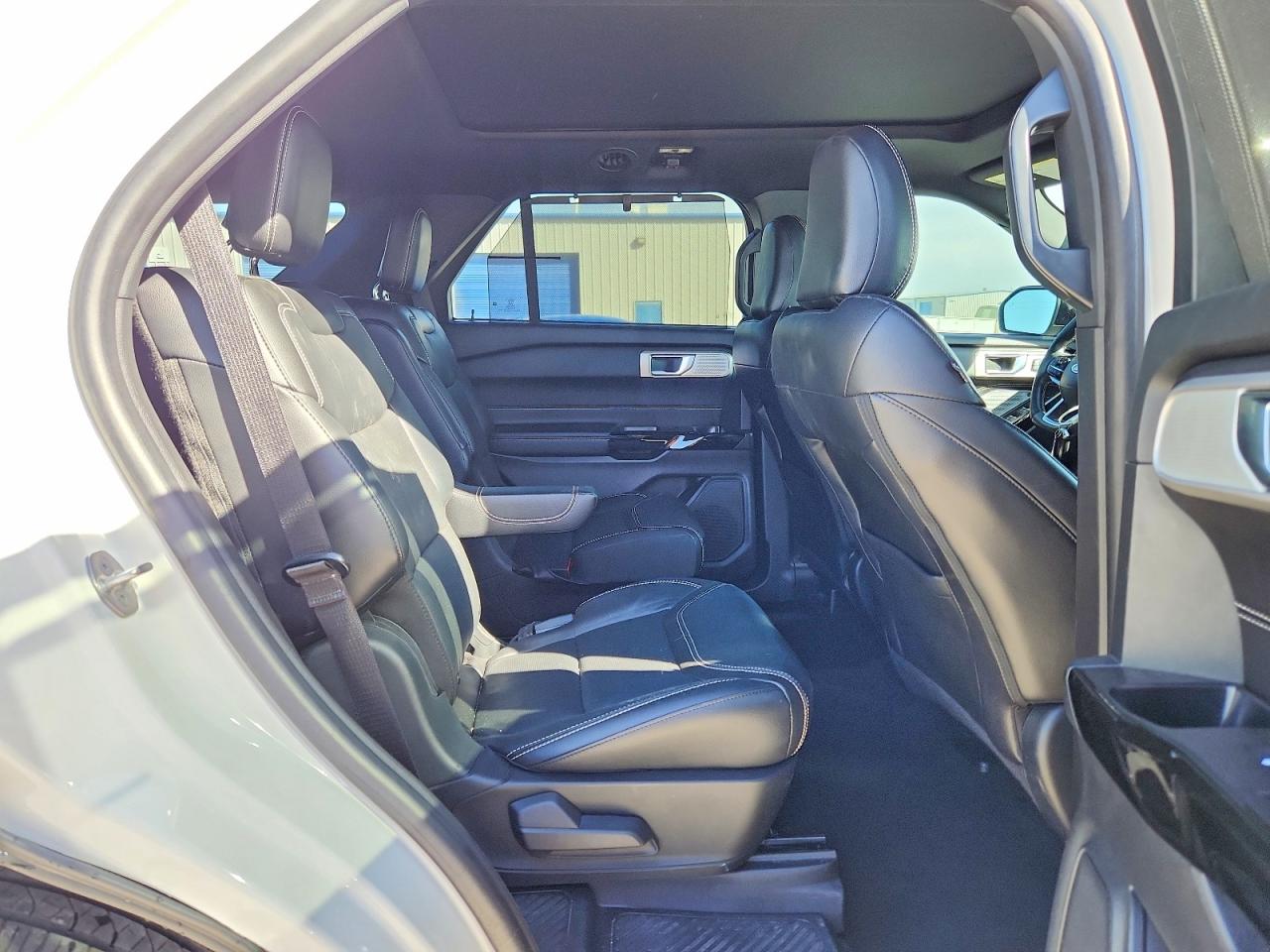 2021 FORD EXPLORER ST photo 11