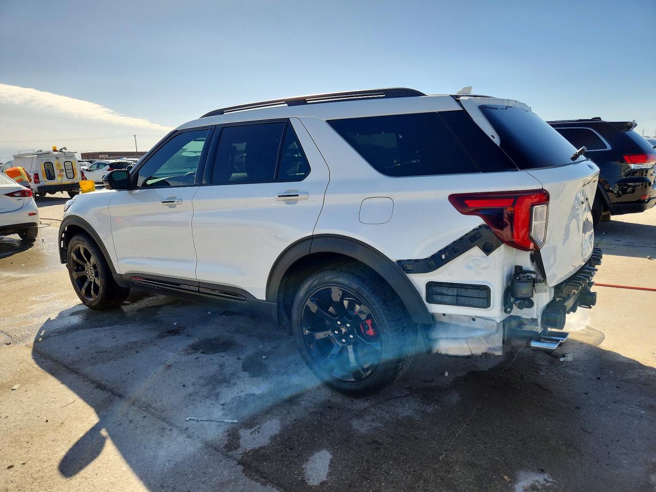 2021 FORD EXPLORER ST photo 2