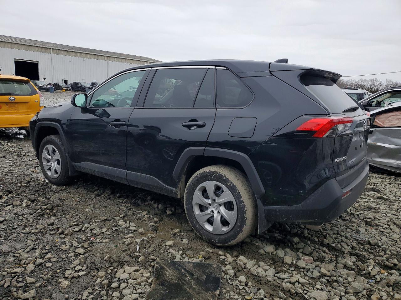 2024 TOYOTA RAV4 LE photo 2