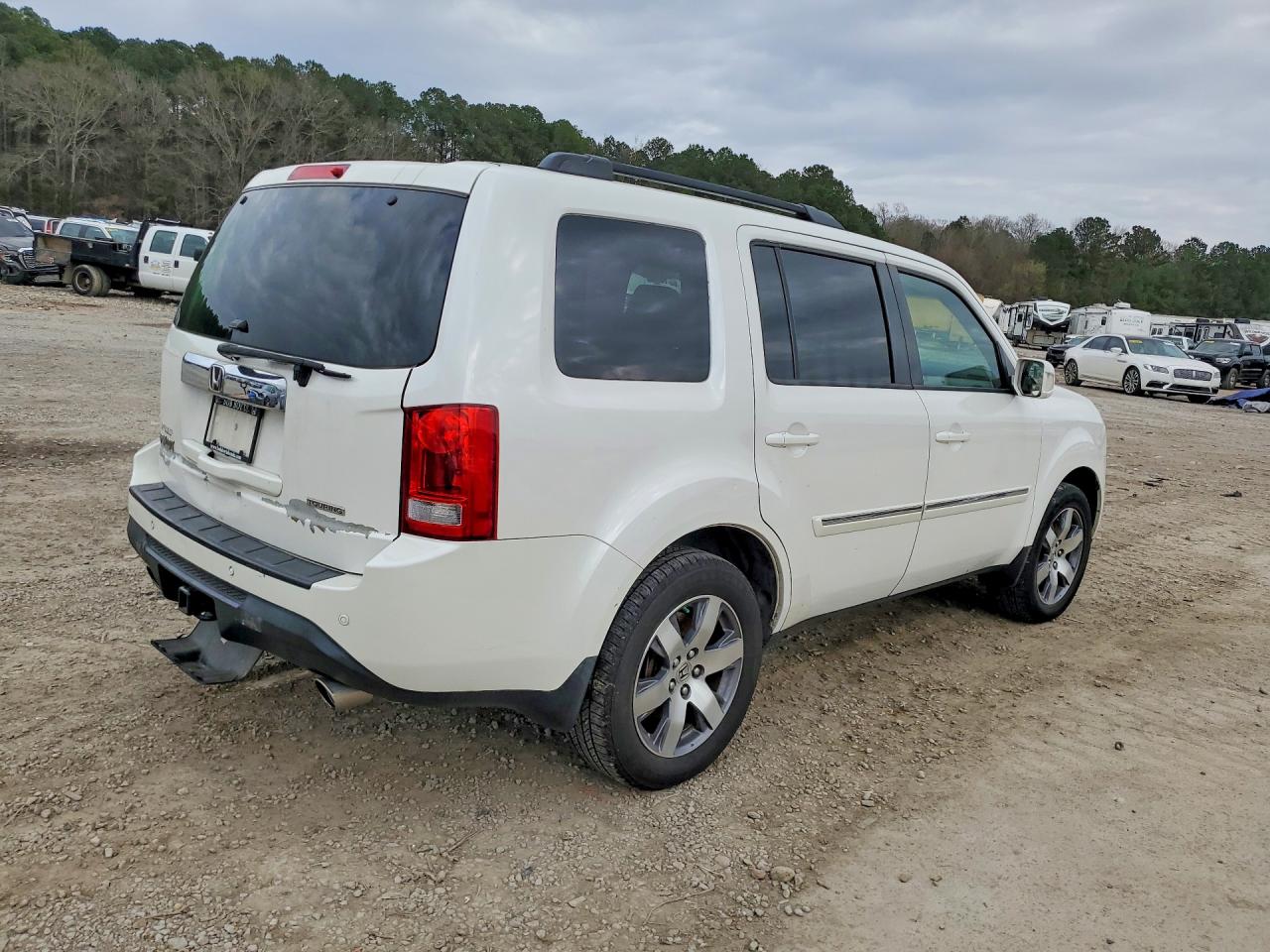2013 HONDA PILOT TOURING photo 3
