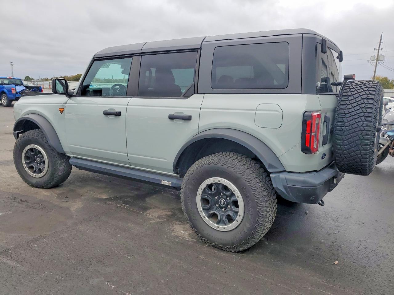 2022 FORD BRONCO BASE photo 3