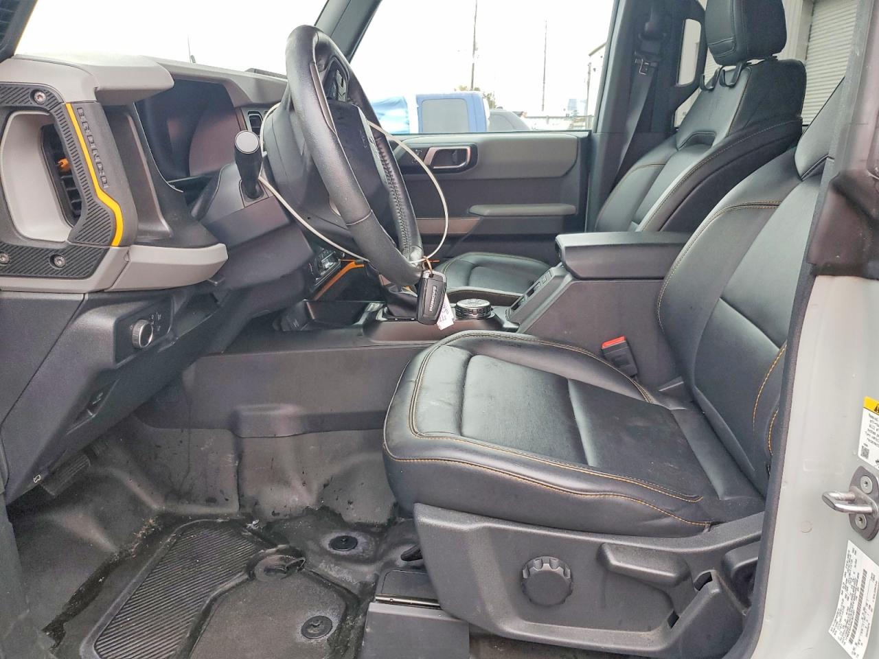2022 FORD BRONCO BASE photo 13
