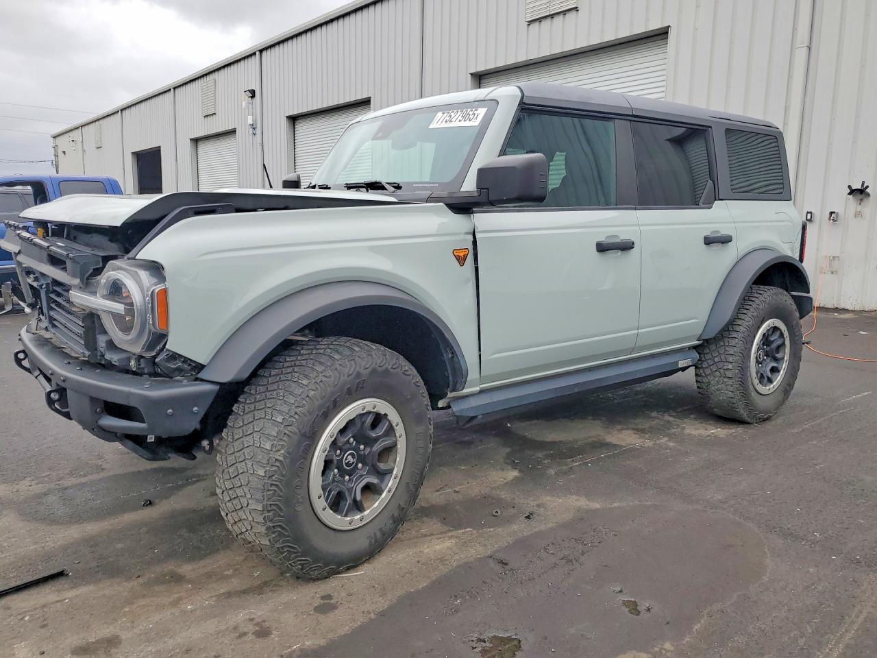 2022 FORD BRONCO