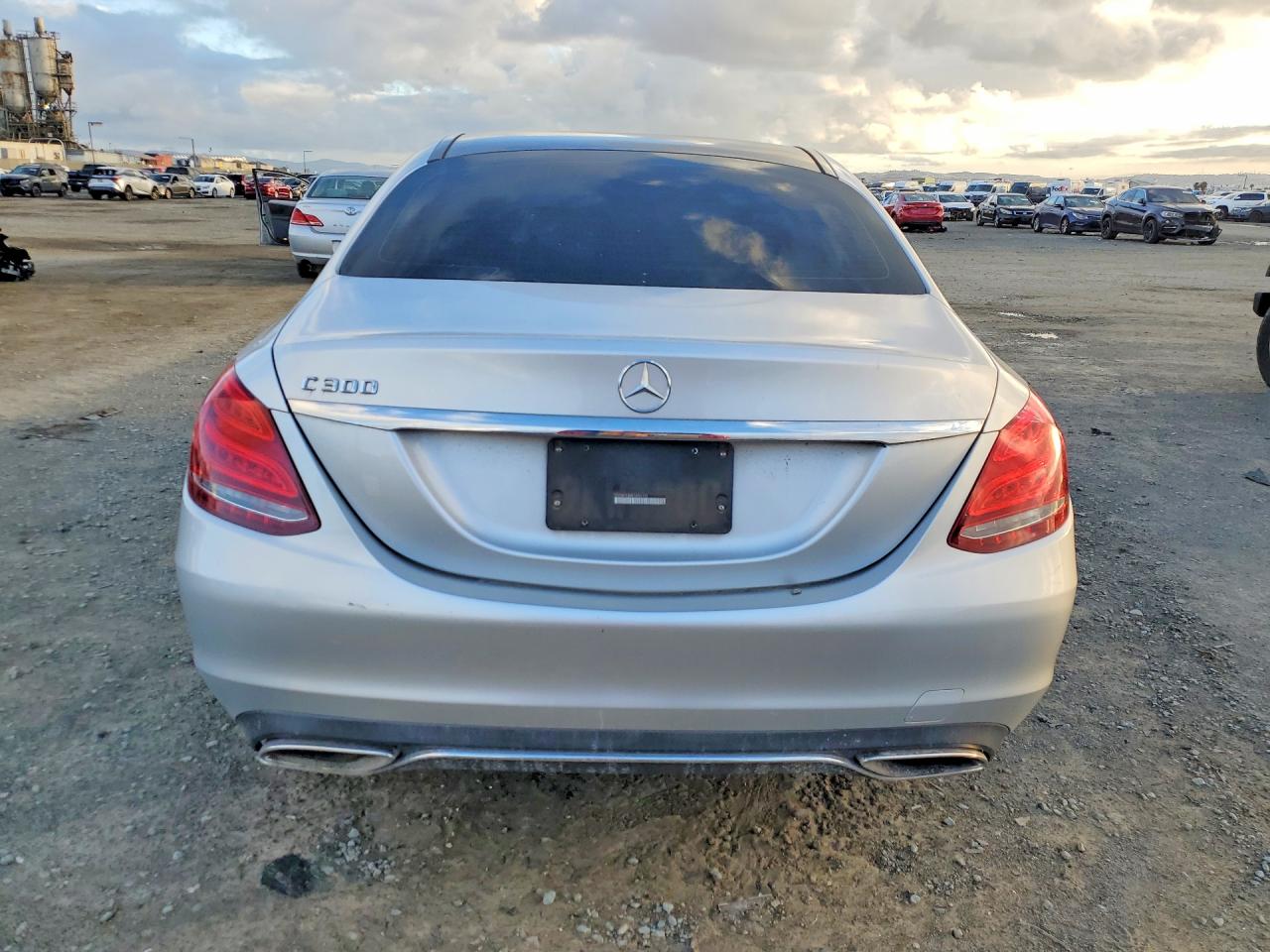 2015 MERCEDES-BENZ C 300 photo 16