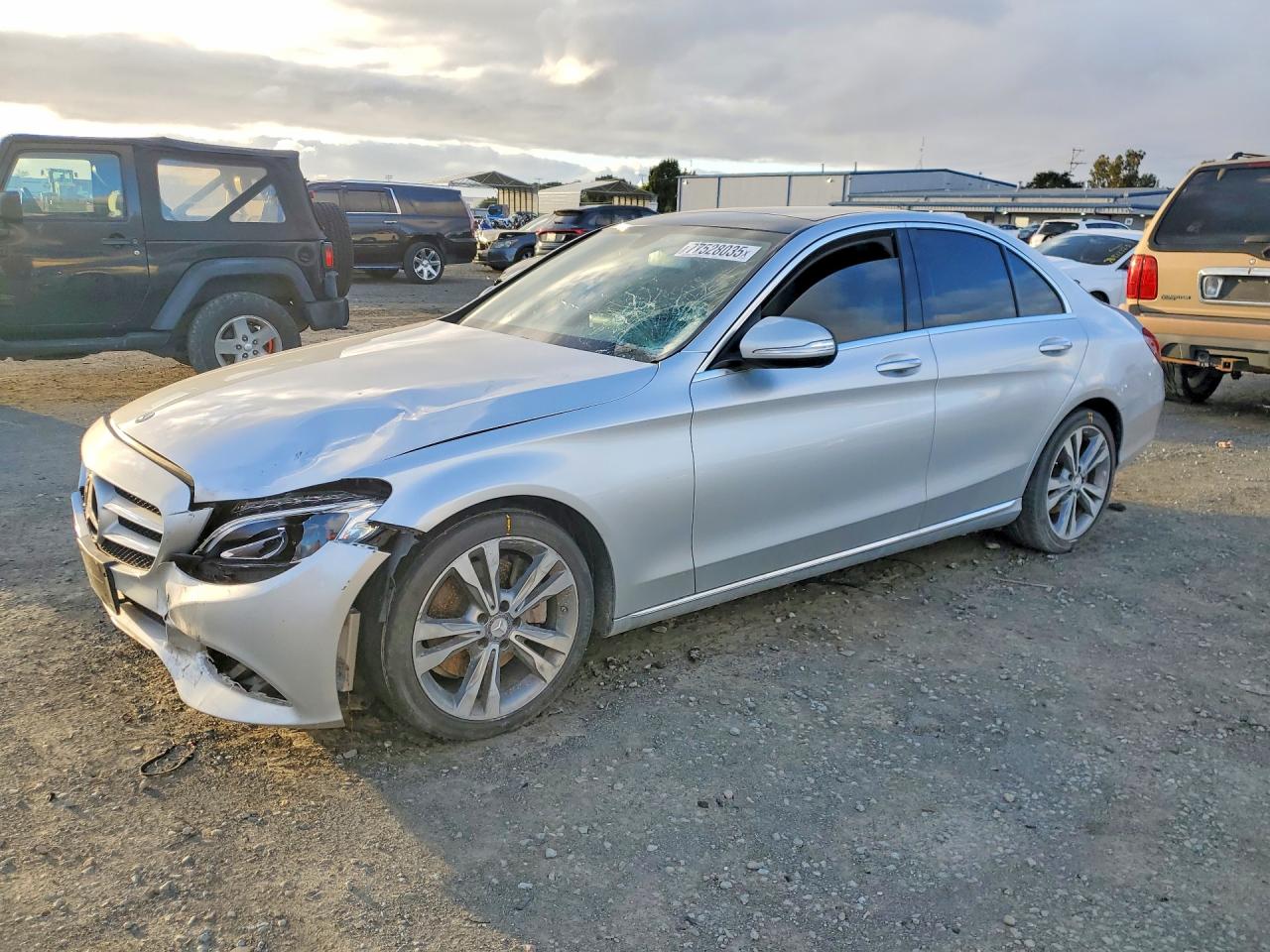 2015 MERCEDES-BENZ C
