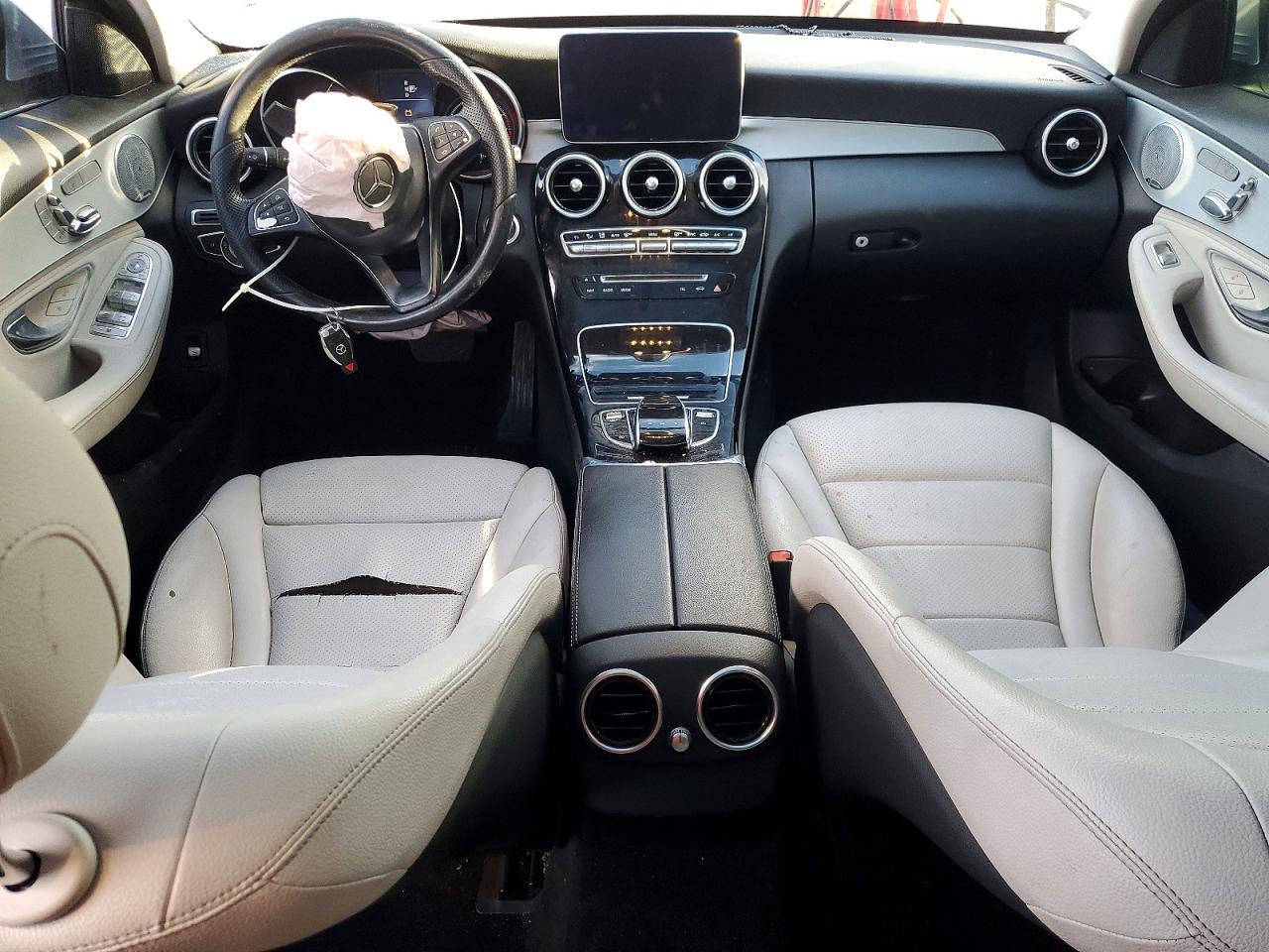 2015 MERCEDES-BENZ C 300 photo 22