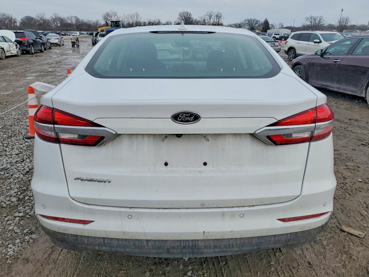 2020 FORD FUSION SE photo 6