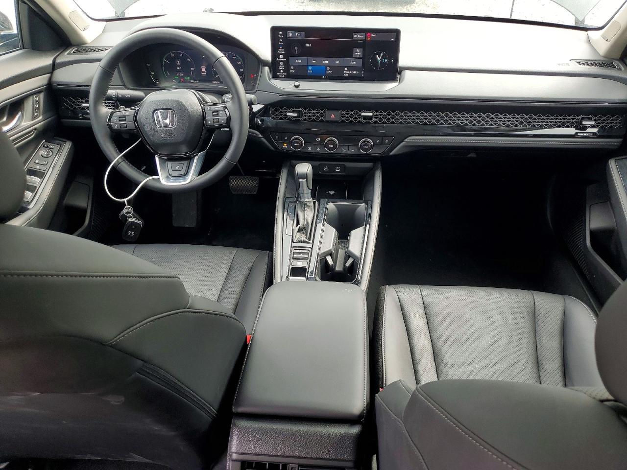 2025 HONDA ACCORD TOURING HYBRID photo 8