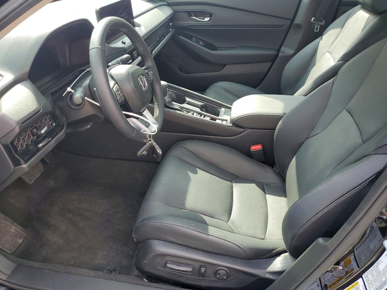 2025 HONDA ACCORD TOURING HYBRID photo 7