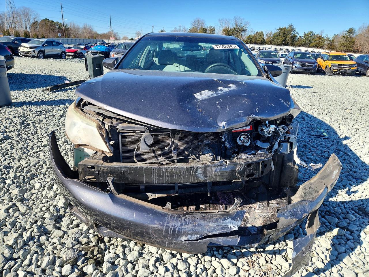 2014 TOYOTA CAMRY L photo 13