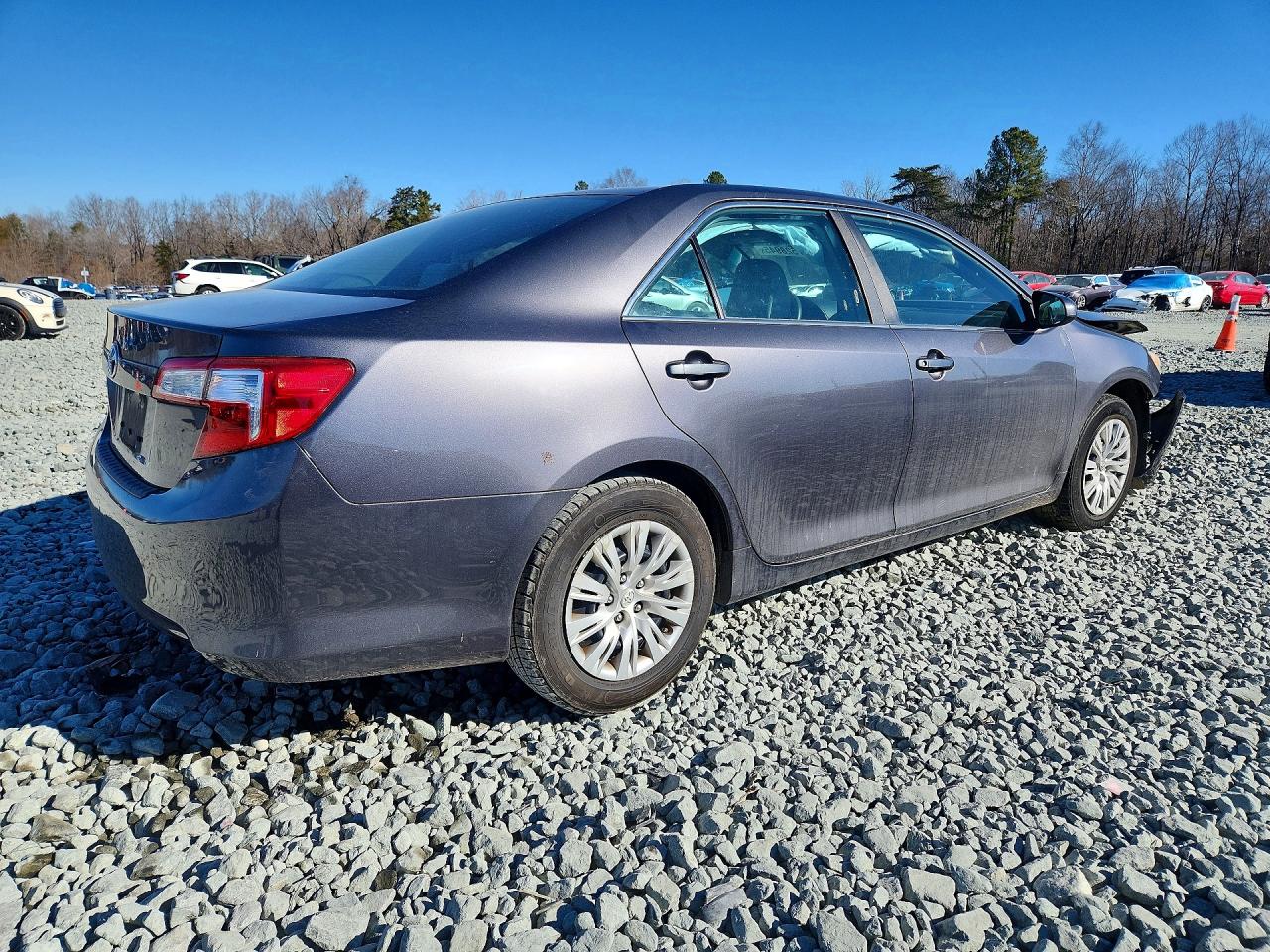 2014 TOYOTA CAMRY L photo 7