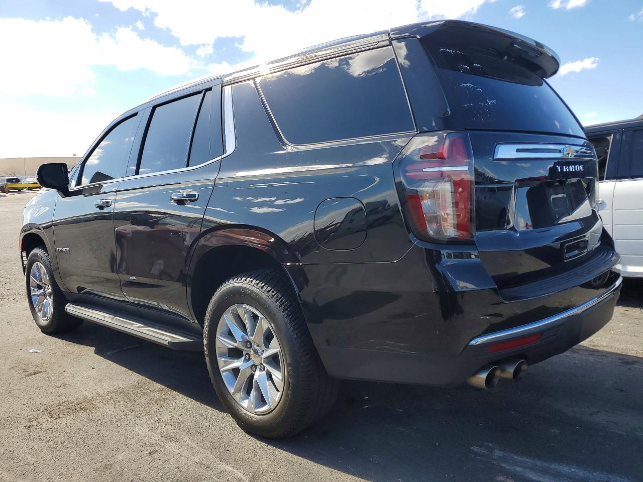 2023 CHEVROLET TAHOE K1500 PREMIER photo 4