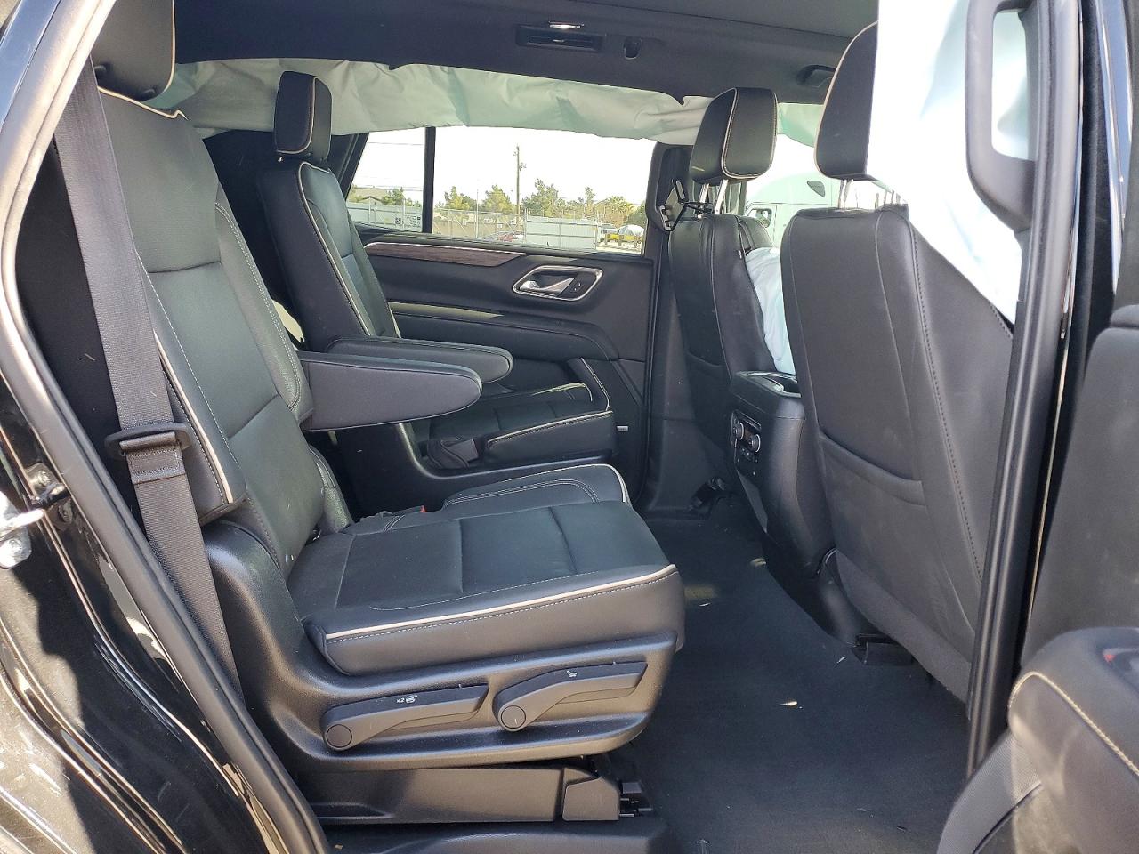 2023 CHEVROLET TAHOE K1500 PREMIER photo 31