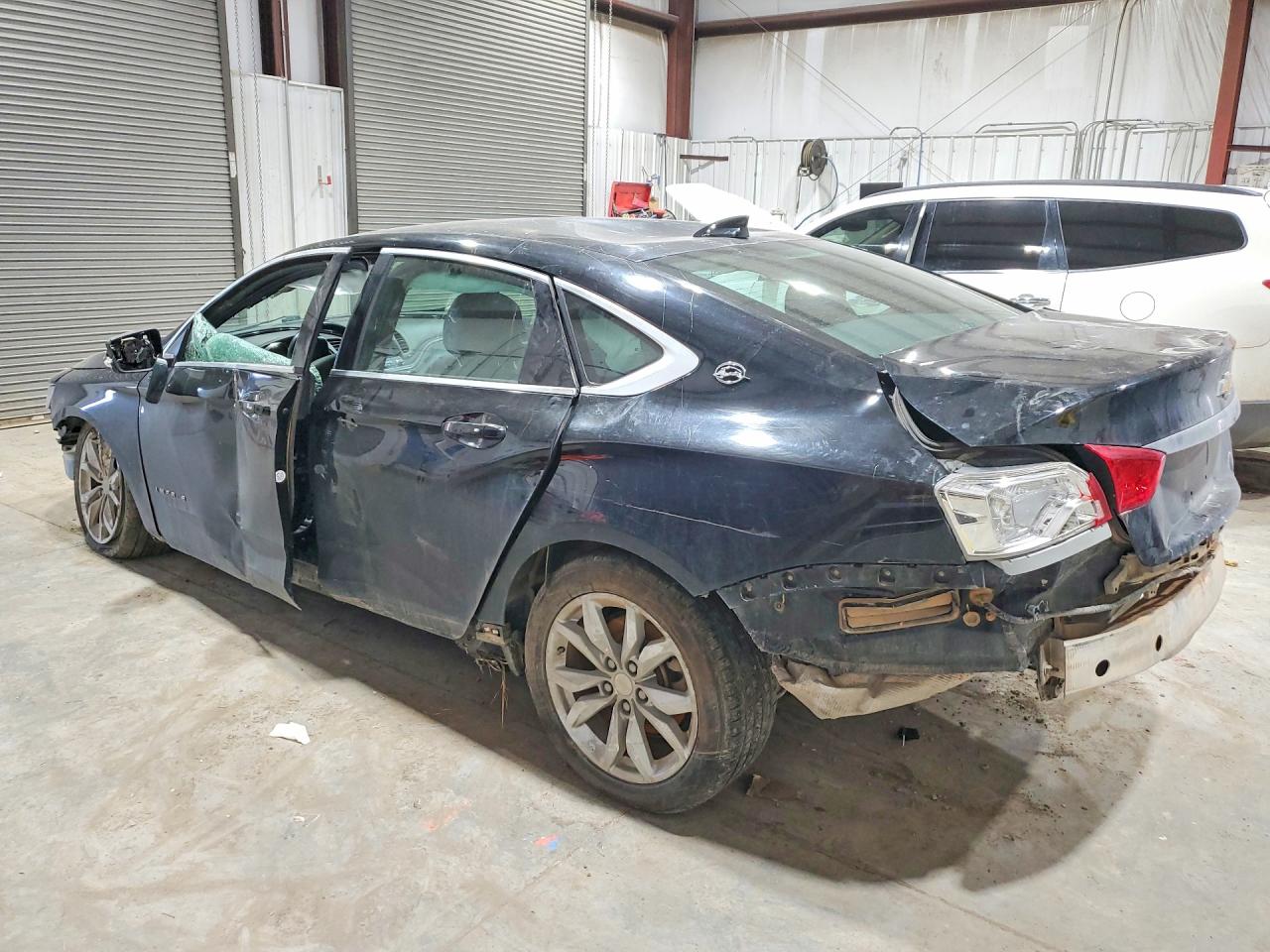 2018 CHEVROLET IMPALA LT photo 3