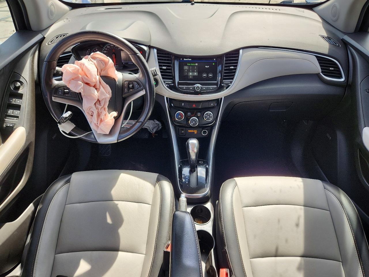 2019 CHEVROLET TRAX PREMIER photo 8