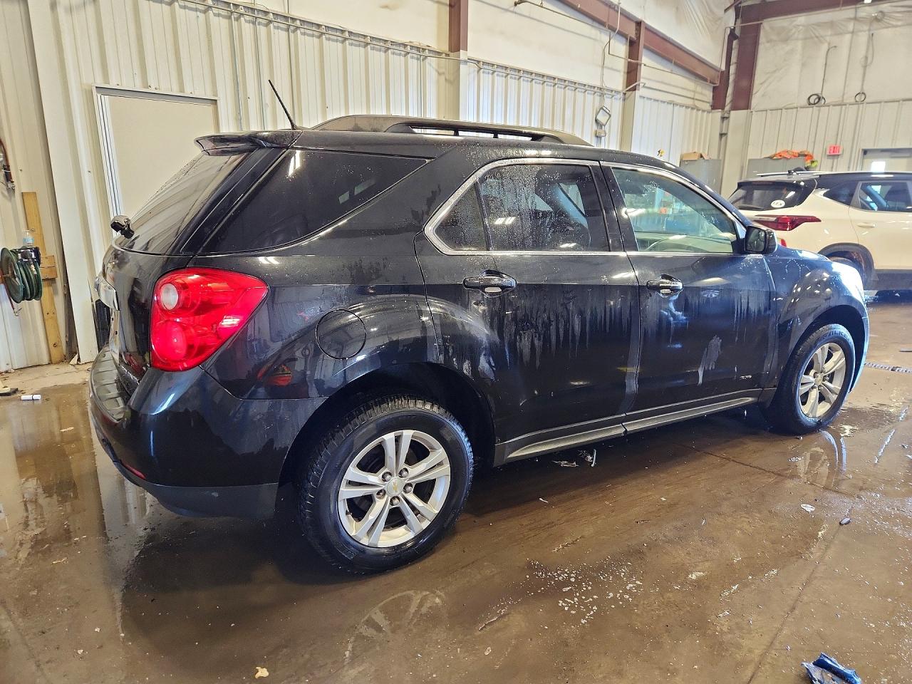 2013 CHEVROLET EQUINOX LT photo 3