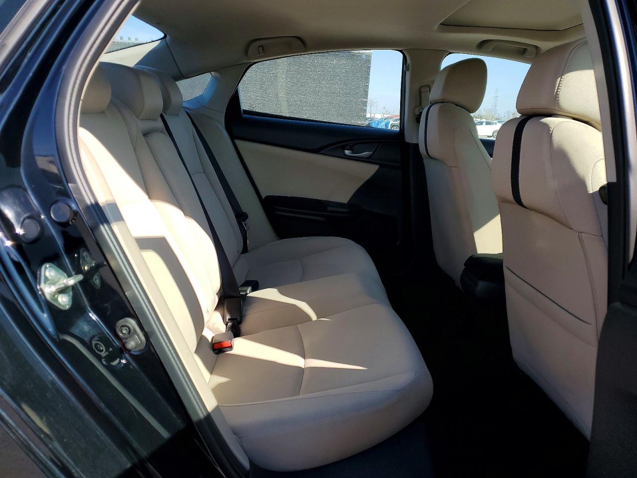 2017 HONDA CIVIC EX photo 10