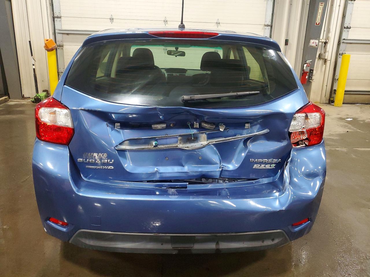 2014 SUBARU IMPREZA photo 6
