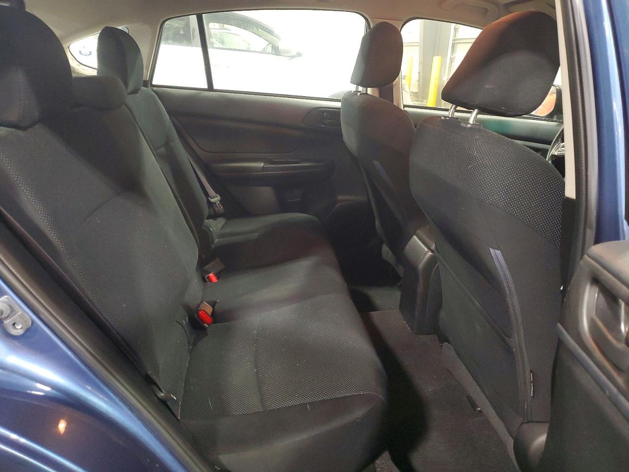 2014 SUBARU IMPREZA photo 10