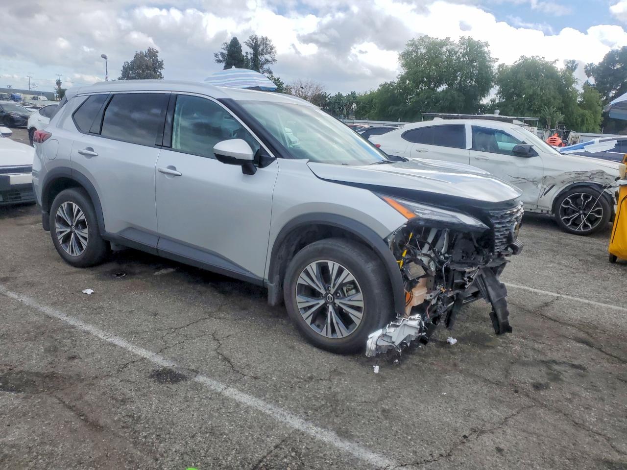 2021 NISSAN ROGUE SV photo 10