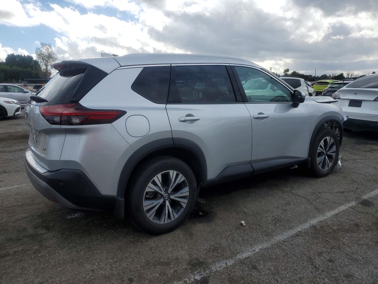 2021 NISSAN ROGUE SV photo 7