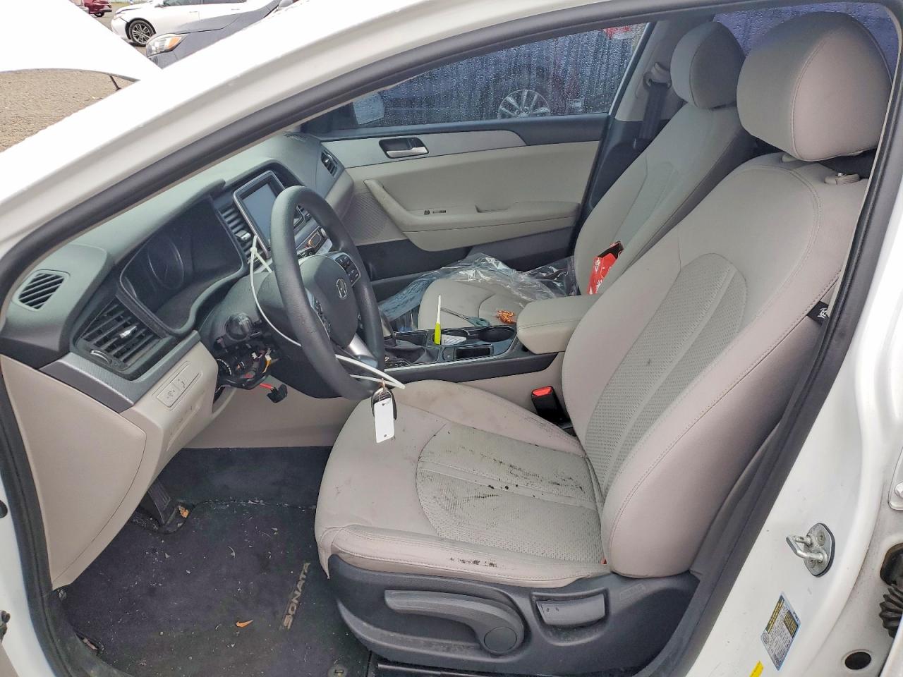 2018 HYUNDAI SONATA SE photo 7