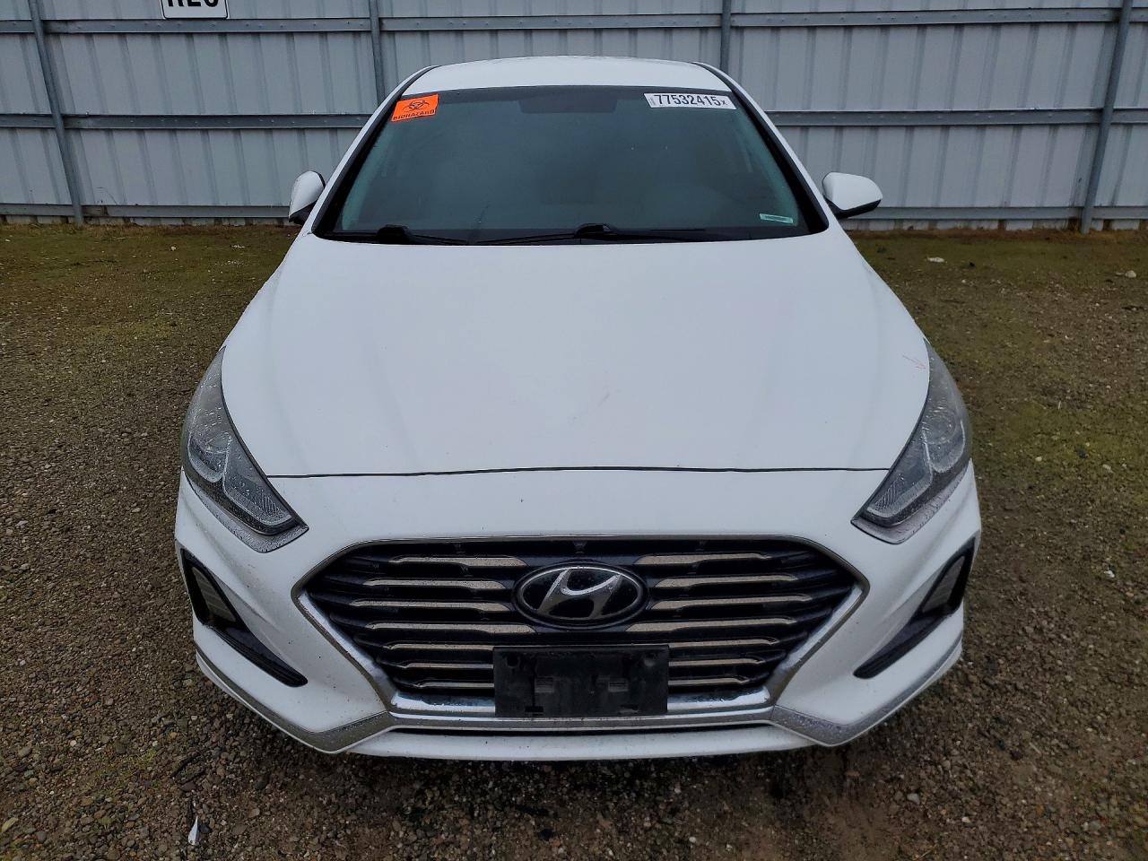 2018 HYUNDAI SONATA SE photo 5