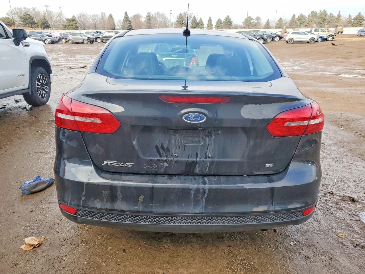 2015 FORD FOCUS SE photo 6