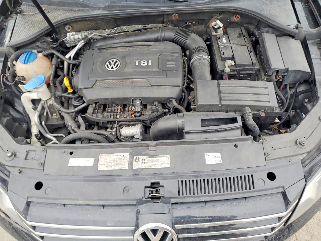 2014 VOLKSWAGEN PASSAT SE photo 21