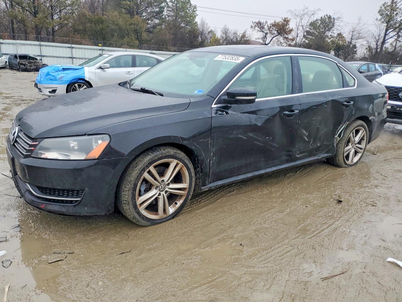 2014 VOLKSWAGEN PASSAT