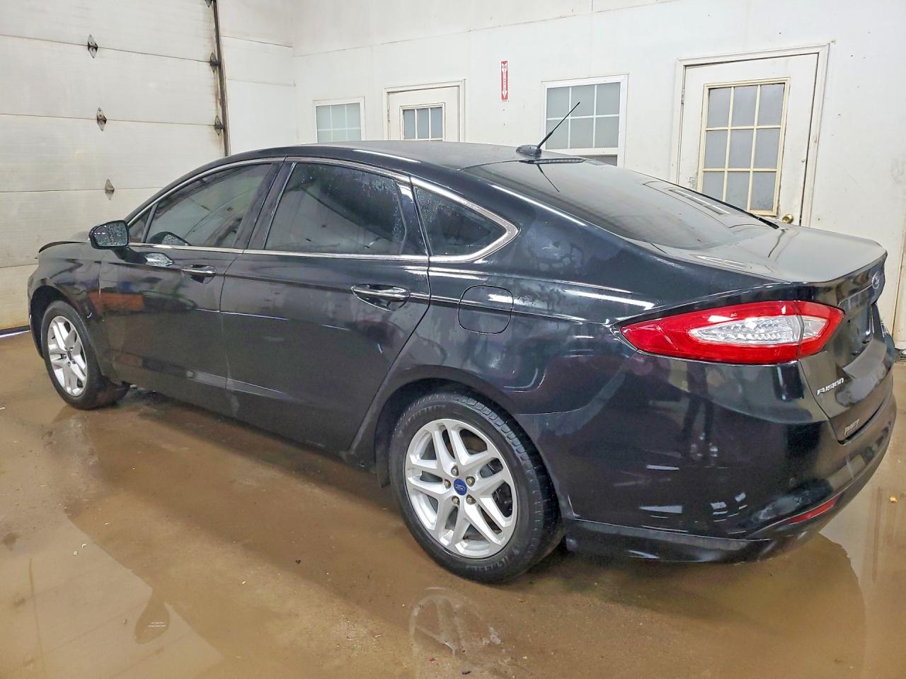 2015 FORD FUSION SE photo 3